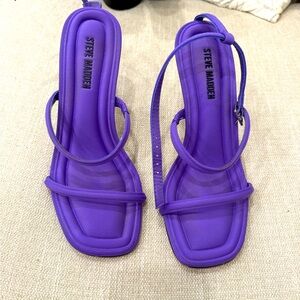 Steve Madden, Briella